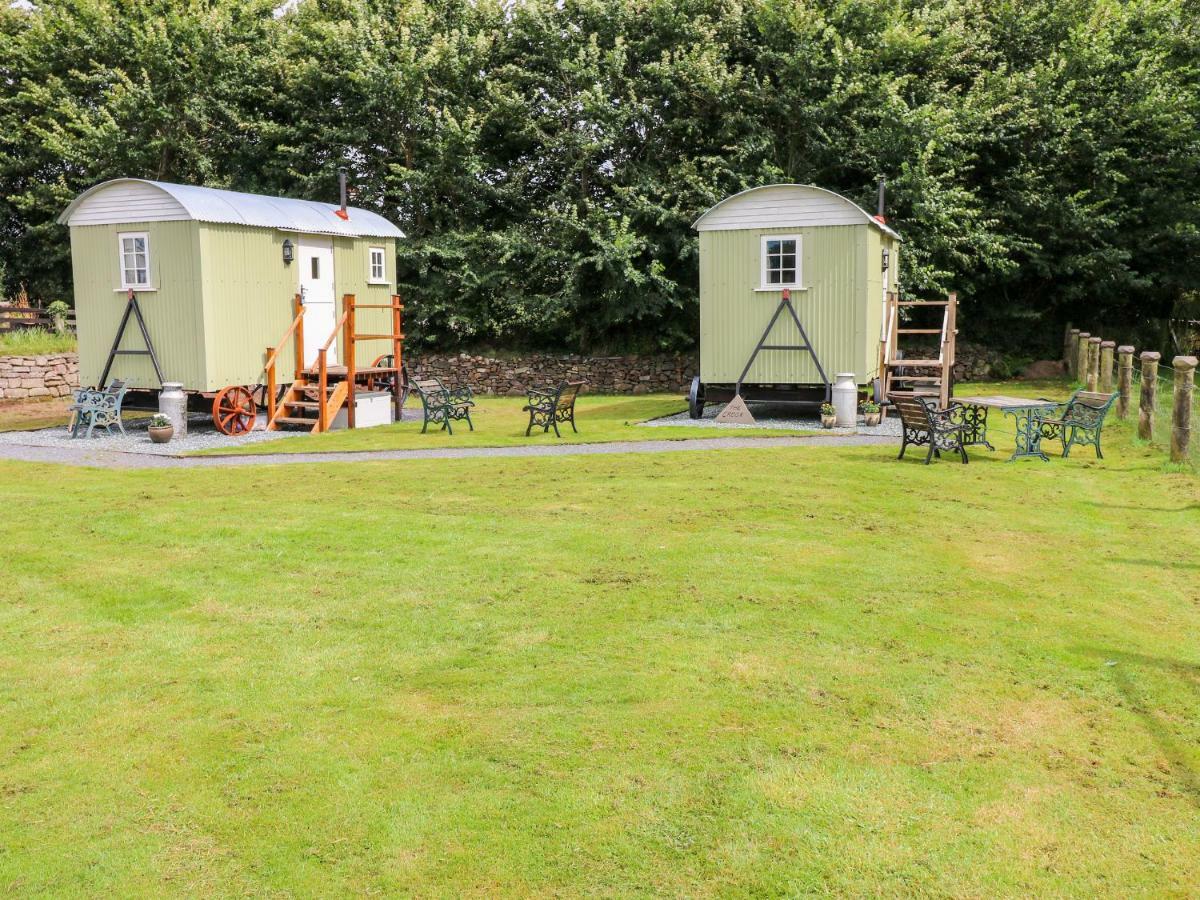 Shepherds Hut - The Crook Milford Haven Extérieur photo